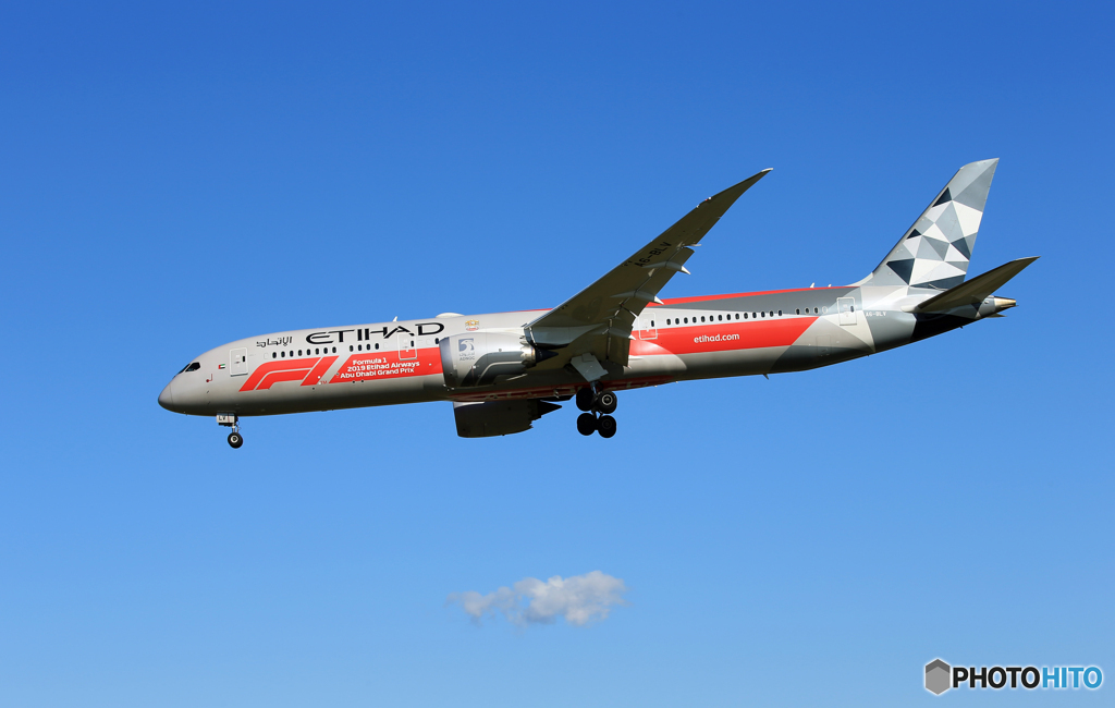 「あおいそら」ETIHAD F-1  787-9  Landing