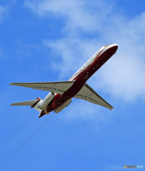 「あおいそら」 プライベート MD-87 N168CF 出発です