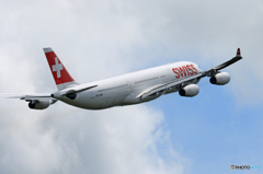 「すかい」 Swiss A340-313 HB-JMC Takeoff 