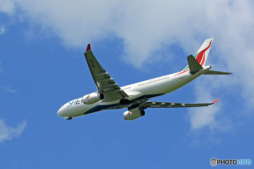 「はれ」 SriLankan A330-343 4R-ALN 離陸