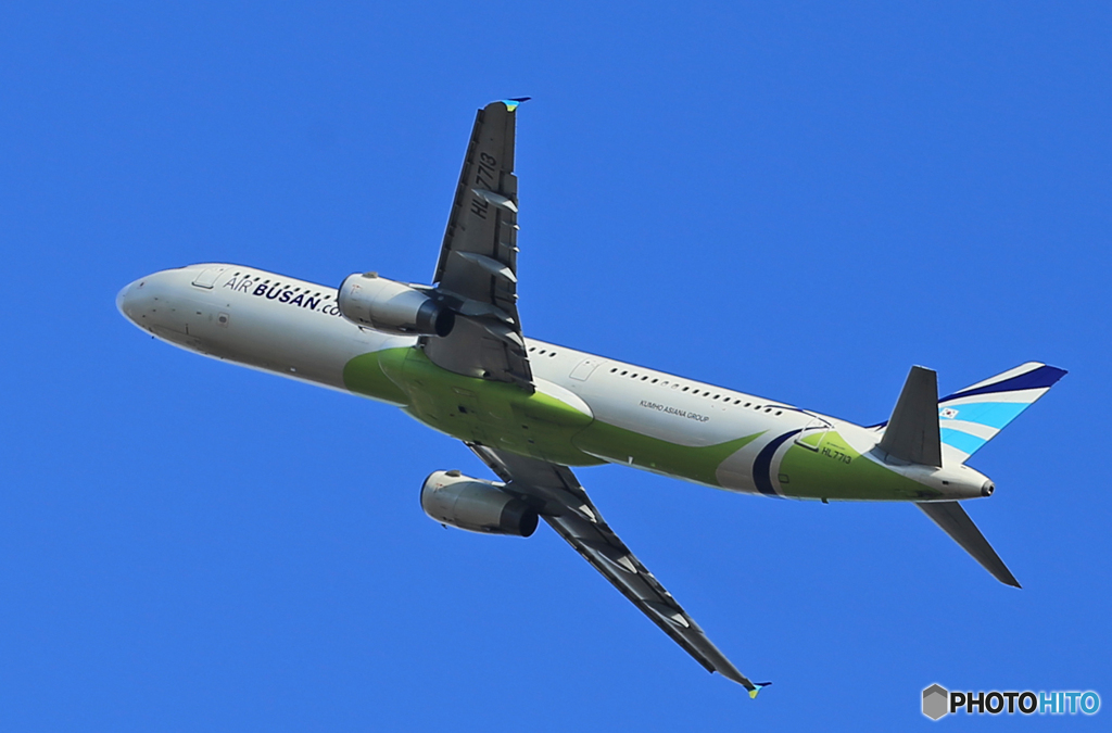 「蒼空」Air Busan A321-231 HL-7713 離陸