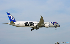 「青空」 STAR WARS 787-9 JA873A 着陸