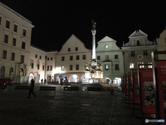 プラハ（３１）夜の静寂　チェスキー・クルムロフ広場