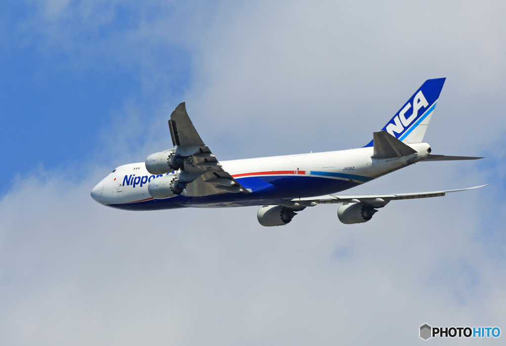 「SKY」 NCA 747-8KZF JA15KZ 離陸