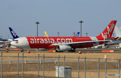 「群青」 Air Asia A330 HS-XTS 出発