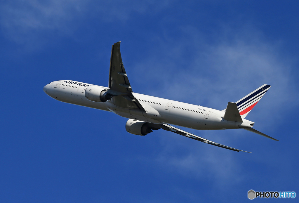 「すかい」AIR FRANCE 777-328 F-GZNI 離陸