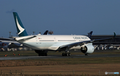 「真青の空」CATHAY A350-941 B-LRK  Takeoff  