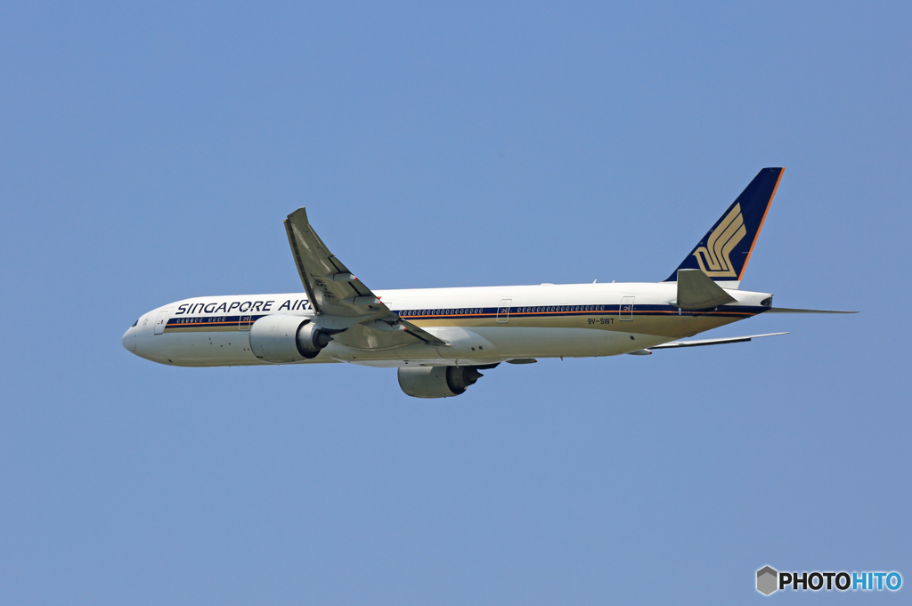 ☀「青い空」が一番 Singapore 777-312 9V-SWT 