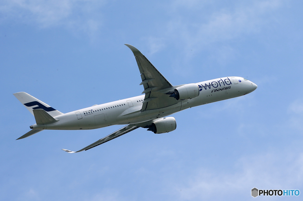 「青色」フィンランド A350-941 OH-LWD 離陸