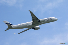 「青色」フィンランド A350-941 OH-LWD 離陸