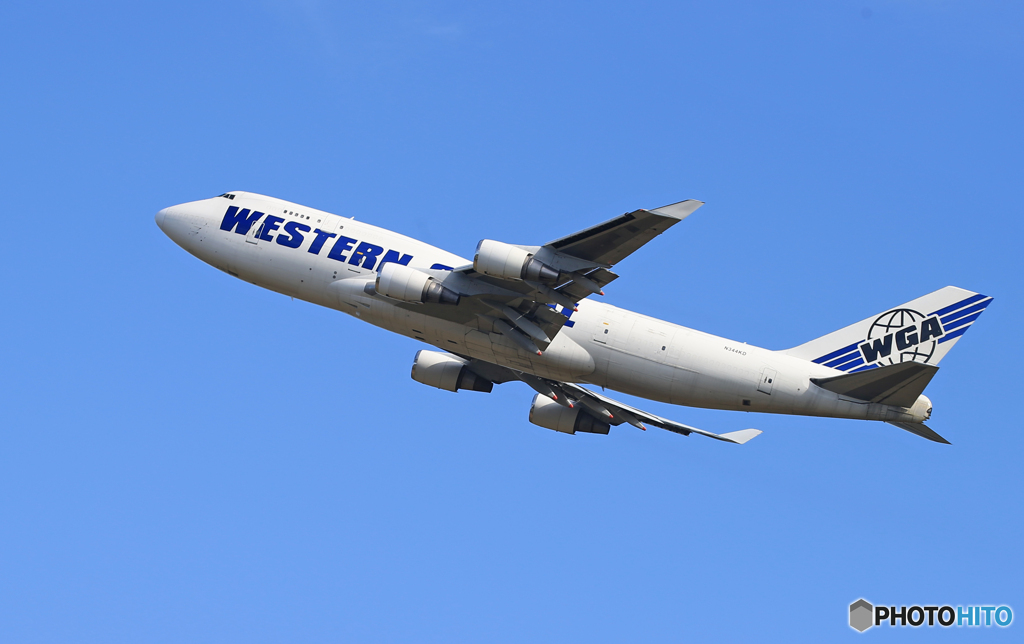 ☀「青い空」が一番 ウエスタングローバル747-400 