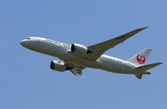 [青い空] JAL 787-8 JA838J Takeoff 