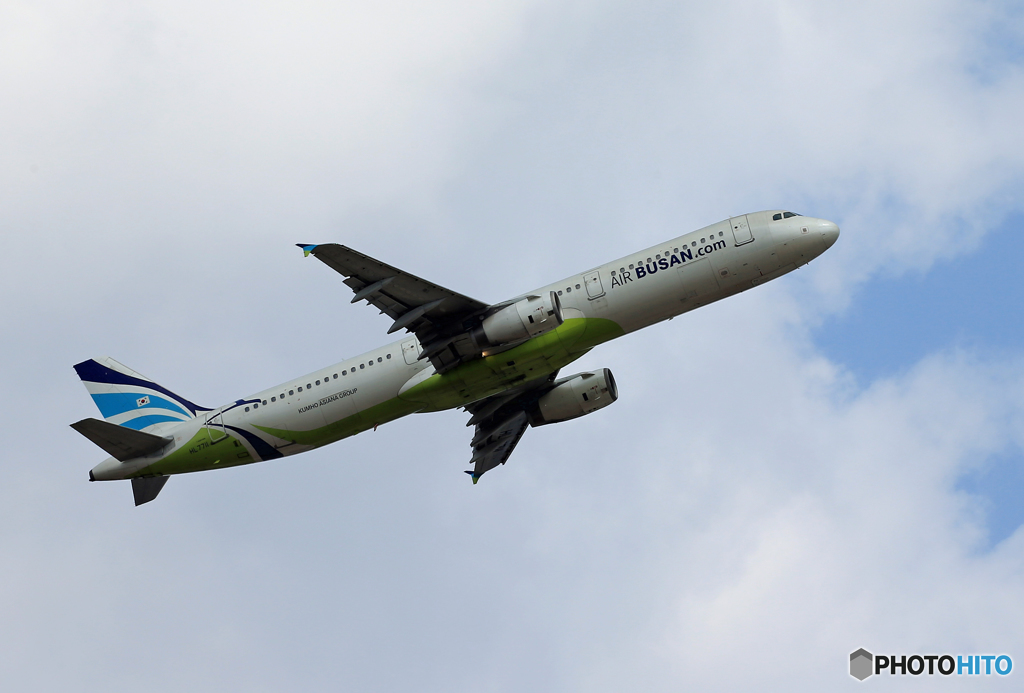 「青」 Air Busan A321-231 HL7711 Takeoff