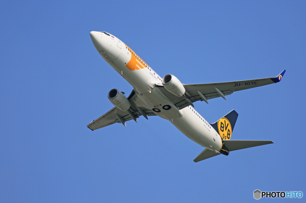 「青色が好き」 Mongolian 737-8SH Takeoff