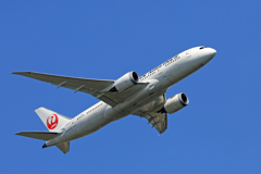 「晴れ」 JAL 787-8 JA826J 離陸