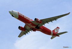 「SKY」 Air Asia A330-343 HS-XTE Takeoff 