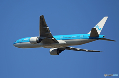 「ぶるー」 KLM 777-206 PH-BQP 出発