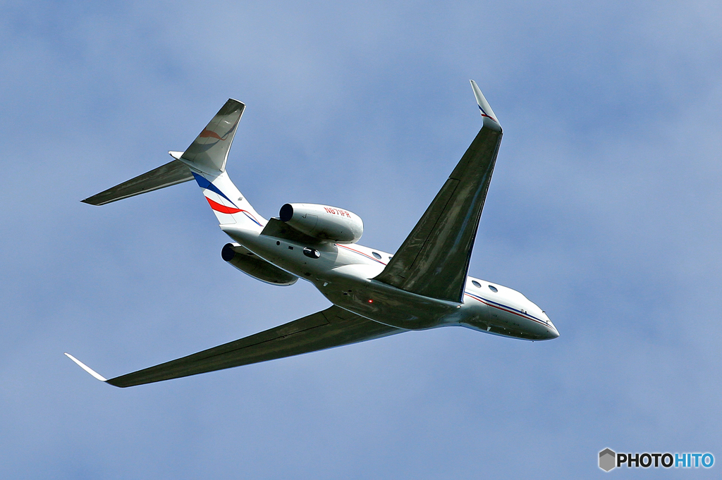 「青が大好き」 プライベート ガルフ G650 Takeoff