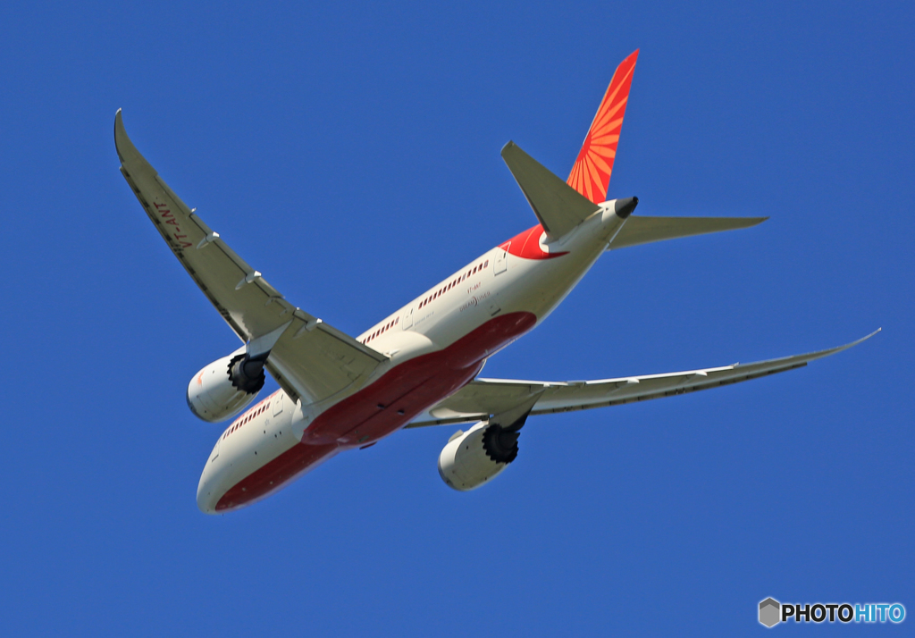 「青い日」 AIR INDIA 787-8 VT-ANT 飛び立ち