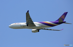 「青色が好き」 THAI A330-343 HS-TBF Takeoff 