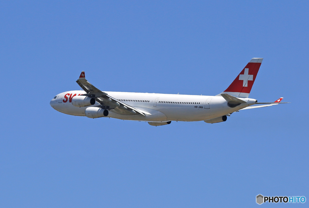 「そらー」 SWISS A340-313 HB-JMA 離陸です