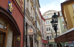 チェコ（８４１）プラハの街・切り絵