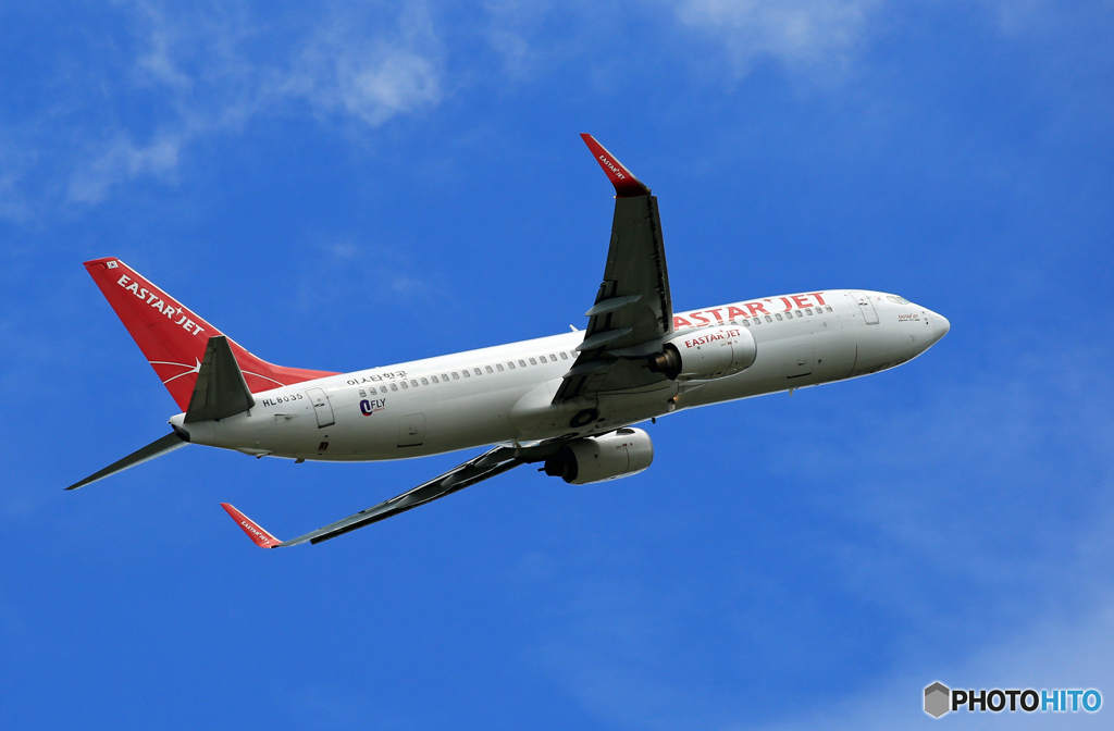 「青が大好き」 EASTAR JET 737-8BK  離陸