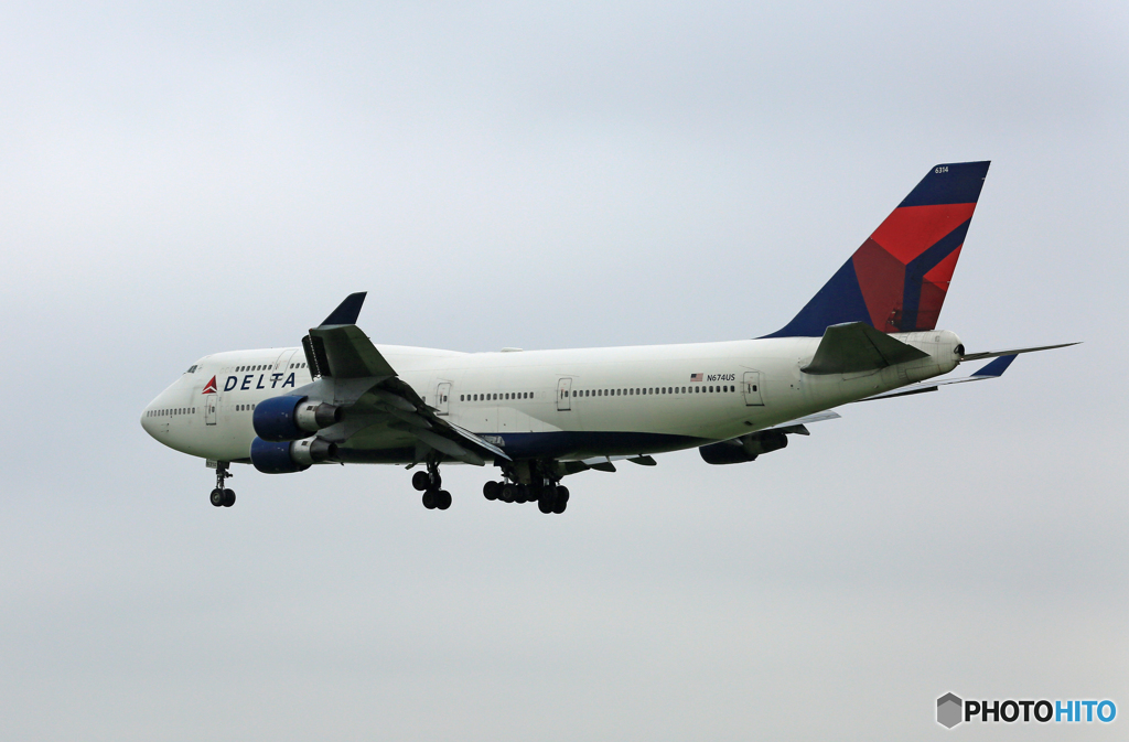 「☁」 DELTA 747-400 N674US Landing