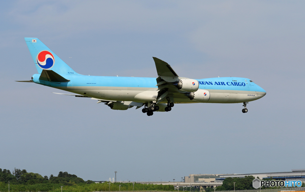 「すかい」 KOREAN 747-8 HL7624 着陸します