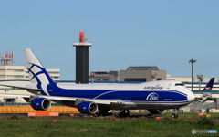 「青空」エア ブリッジ カーゴ  747-8 VQ-BRH 飛びます