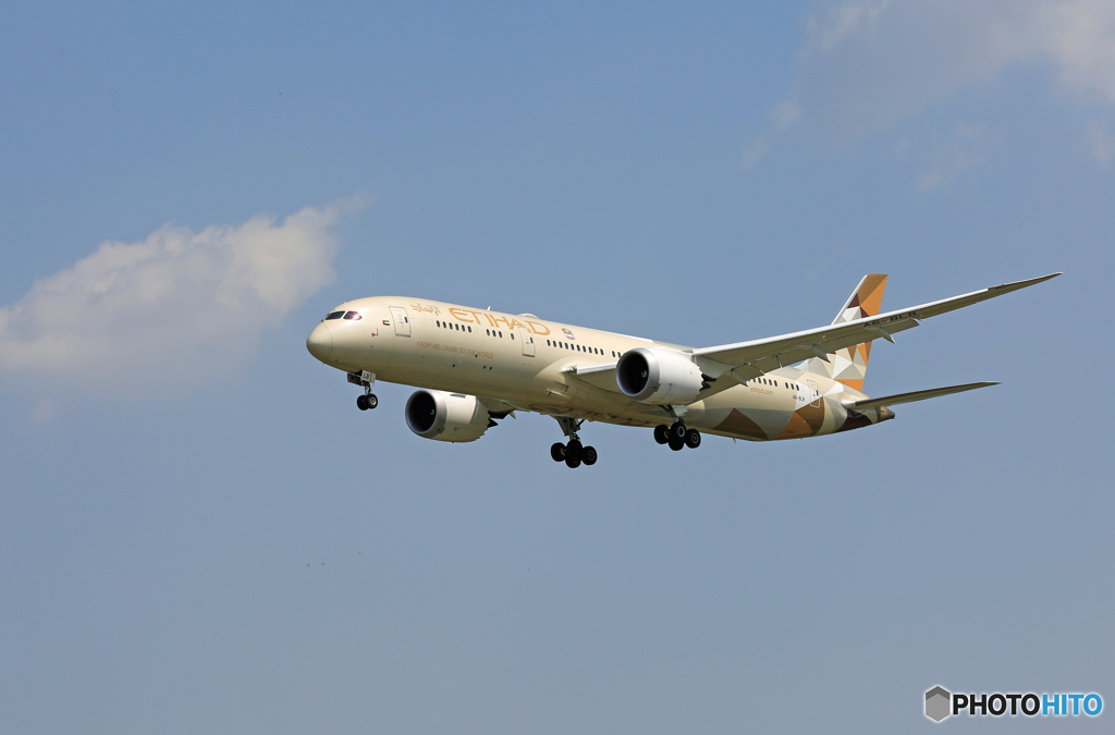 「青い空」が一番 ETIHAD 787-9 A6-BLB 到着