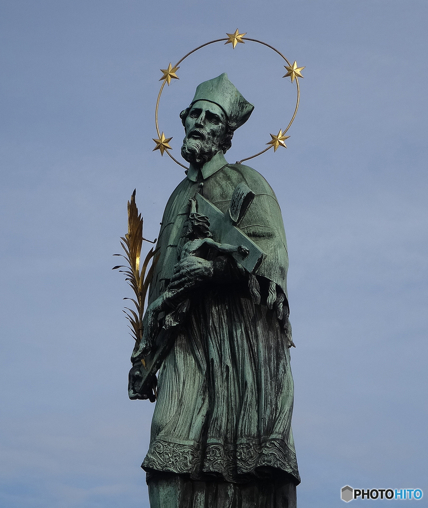 チェコ（８４３）プラハ・カレル橋の聖像