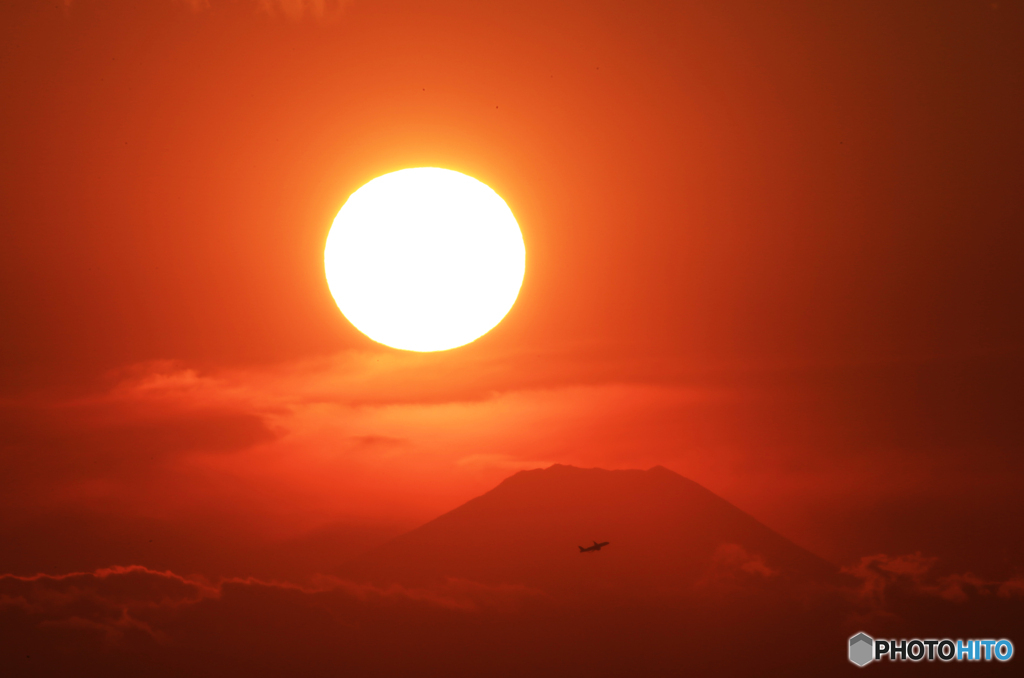 「SKY」富士山と　ダイヤモンド飛行機✈