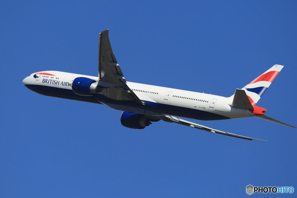 「青い日」 BRITISH 777-300 G-STBK 離陸します