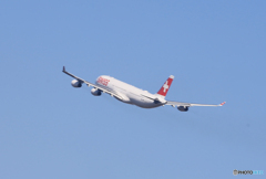 「はれ」SWISS A340-313 HB-JHC 出発です