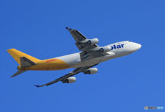 「真青の空」 Polar 747-400 N454PA 離陸