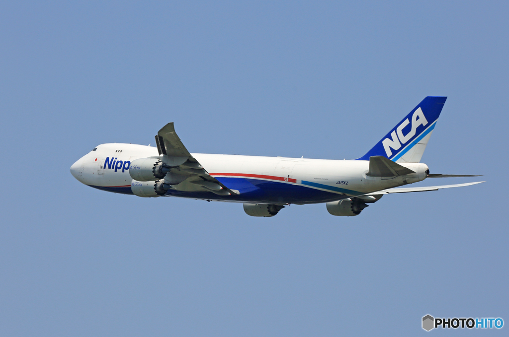 ☀「青い空」が一番 NCA ✈747-8KZF JA15KZ