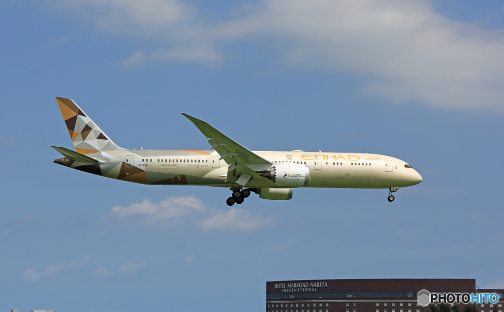 「そらー」 ETIHAD 787-9 A6-BLB 到着です