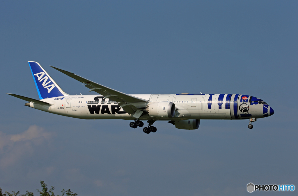 ☀「青い空」STAR WARS 787-8   Landing