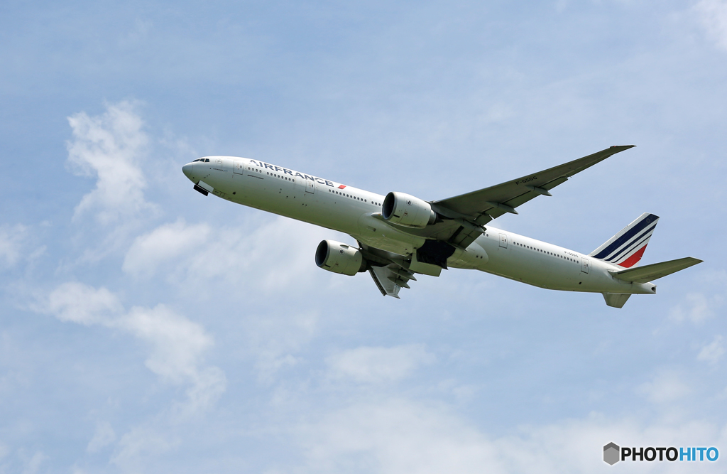 ☀「青い空」が一番 Air France 777-200 F-GSQG出発