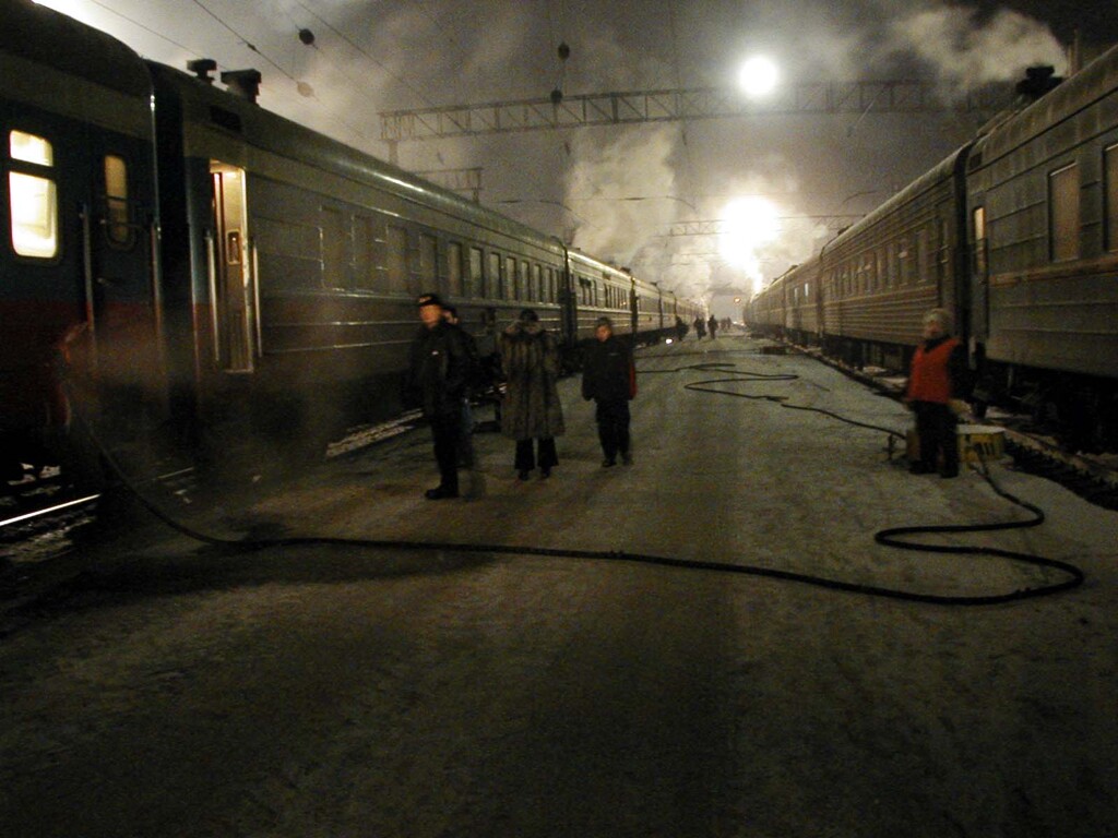 カルィムスカヤ駅にて