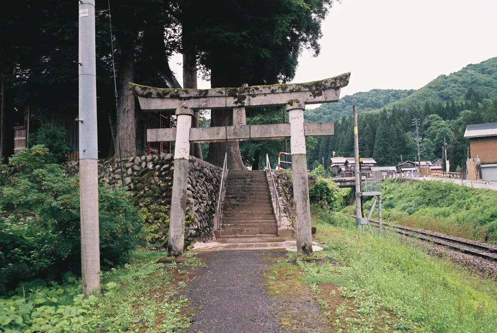 守門神社