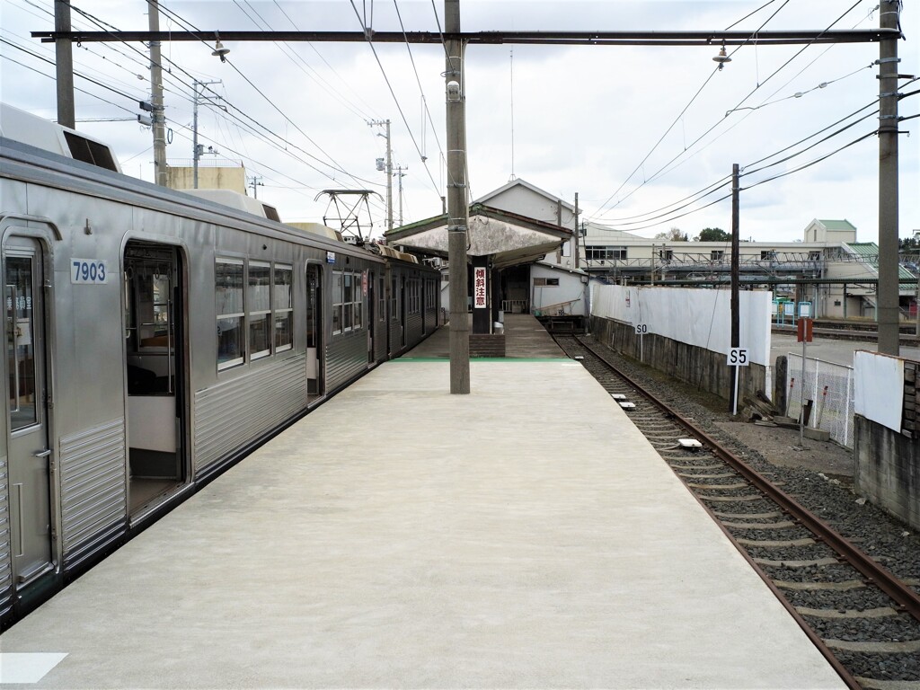 三沢駅にて