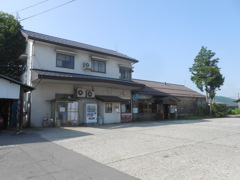 木島駅駅舎