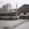 高尾駅にて