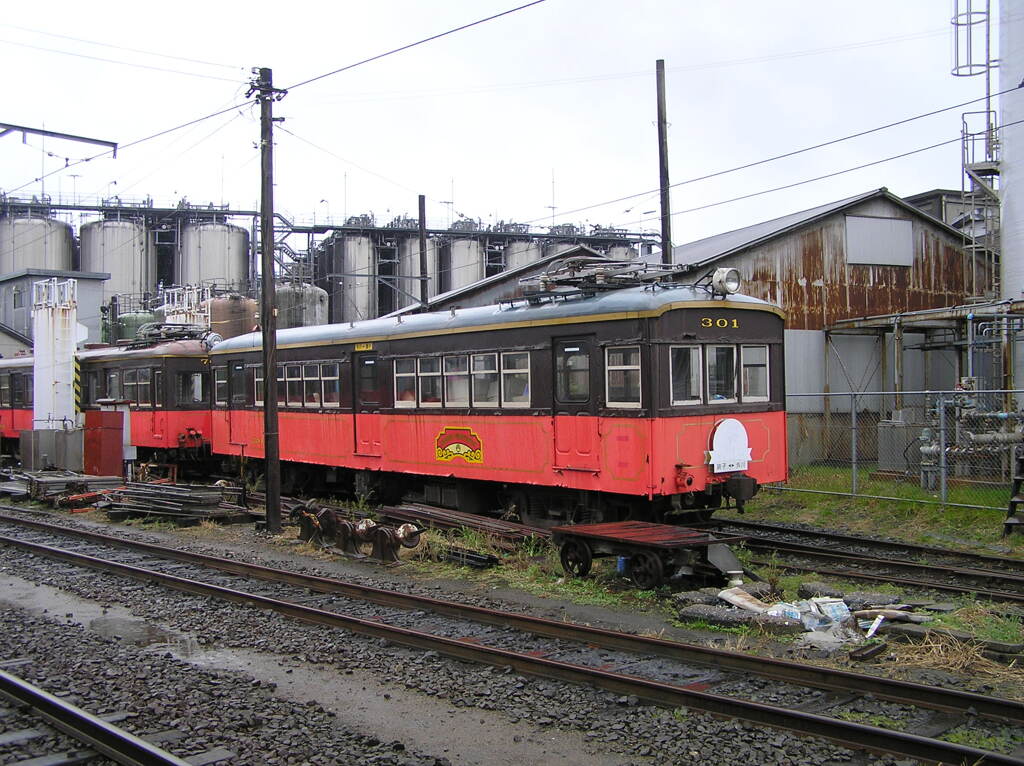 デハ300形電車