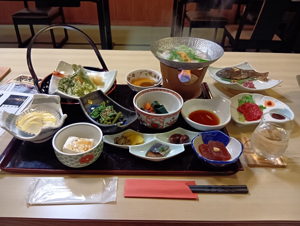 夕食