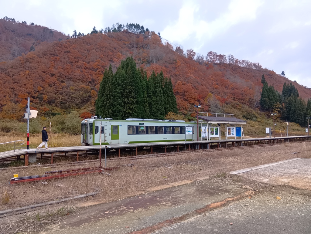 只見線と要害山