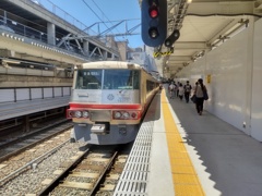 電鉄富山駅にて