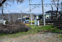 田野倉駅にて